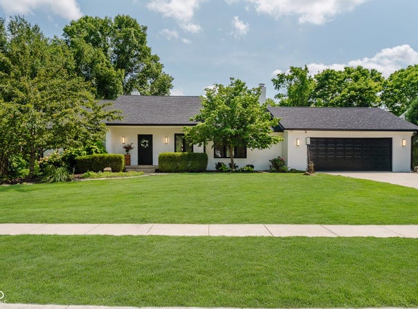 4609 Somerset Way S, Carmel, IN 46033