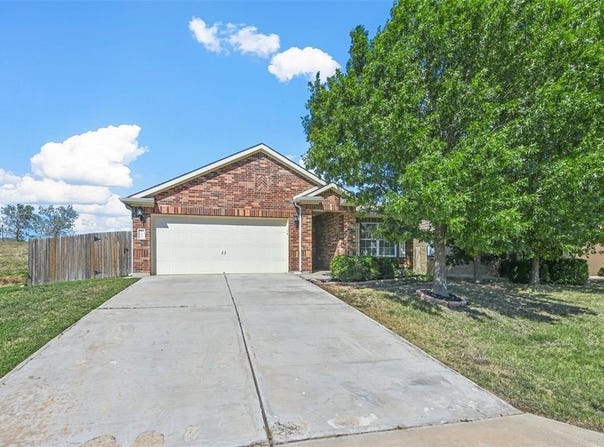 164 Dodge City Trail, Newark, TX 76071