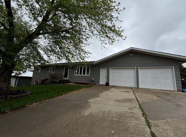 510 W 14th, Winner, SD 57580