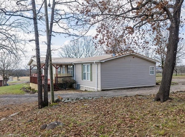 2408 Reeves RD, Hackett, AR 72937