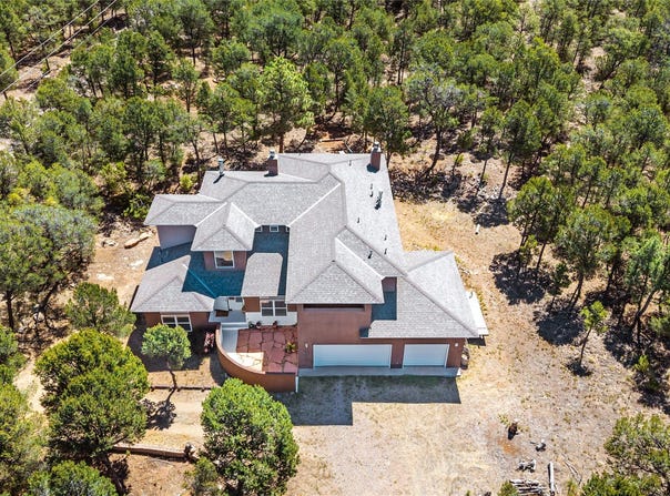 16 Coyote Lane, Pecos, NM 87552