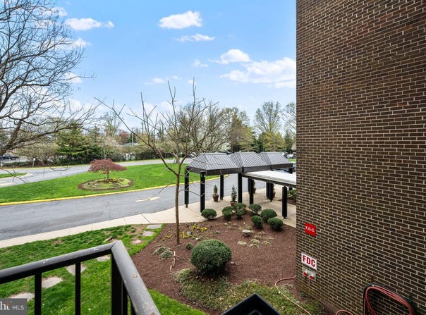 9900 GEORGIA AVENUE, SILVER SPRING, MD 20902
