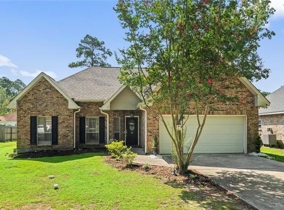 2025 STEVEN Street, Mandeville, LA 70448
