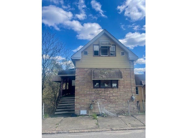 504 Chestnut St, Monessen, PA 15062