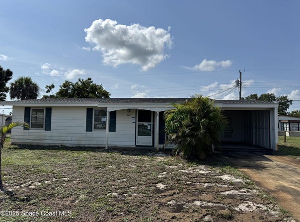 2262 Port Malabar Boulevard NE, Palm Bay, FL 32905