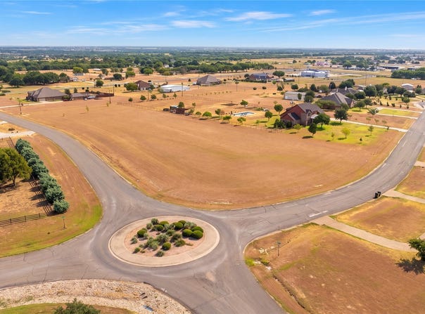 102 Camino Del Rancho, Lorena, TX 76655