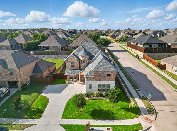 11900 Carlin Drive, Fort Worth, TX 76108