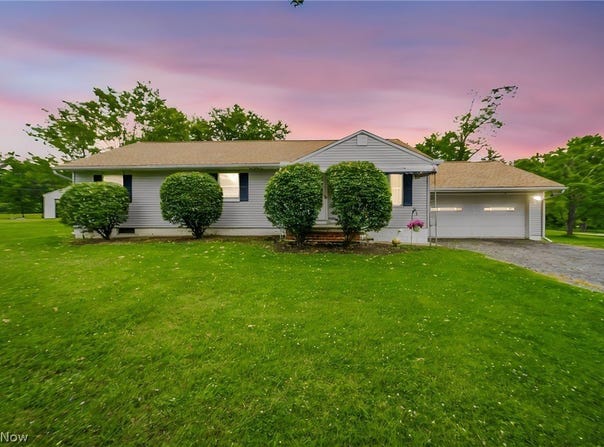 8625 Ravenna Road, Chardon, OH 44024
