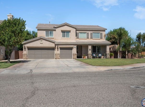 857 Corral Ct, Brawley, CA 92227