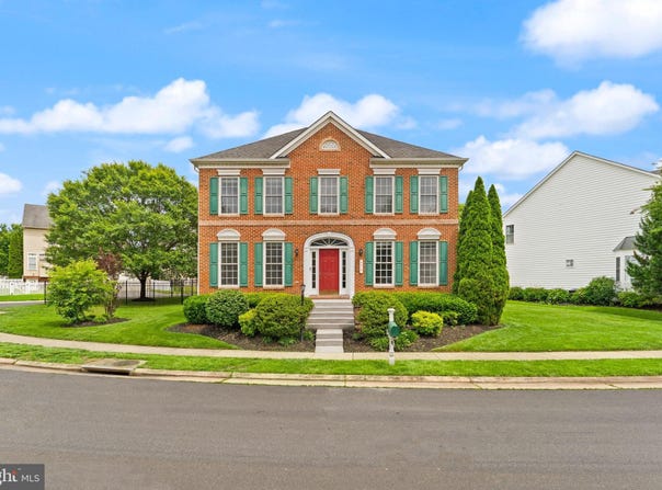 6413 MORVEN PARK LANE, GAINESVILLE, VA 20155