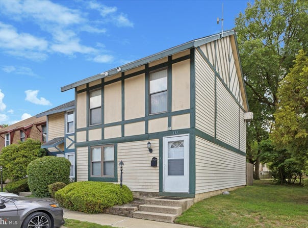 131 CHELSEA CIRCLE, CLEMENTON, NJ 08021