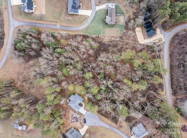 Crystal Mountain Drive, Hendersonville, NC 28739