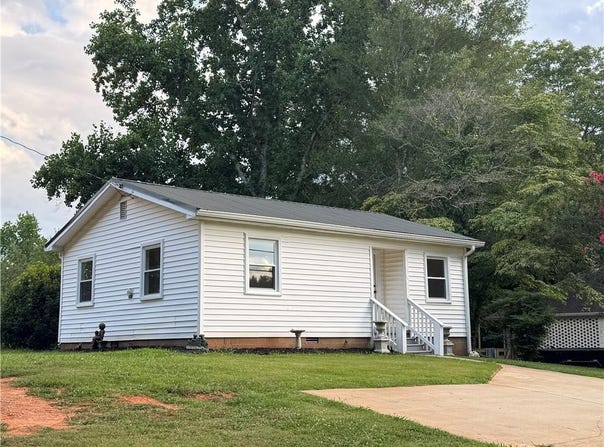 516 Kelly Mill Road, Cumming, GA 30040