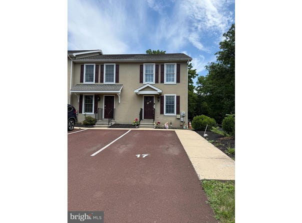 17 STATION AVENUE, SCHWENKSVILLE, PA 19473