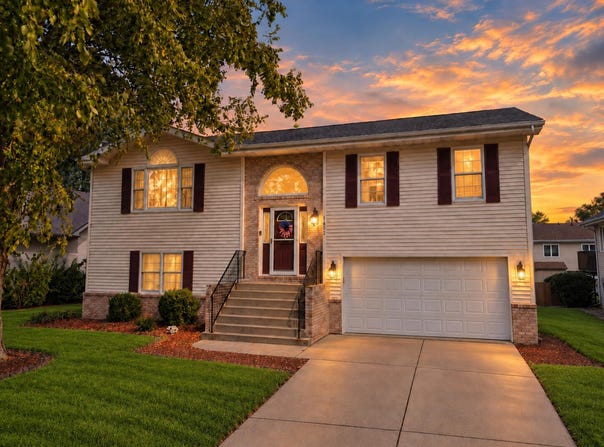 1602 Krame Drive, Crown Point, IN 46307