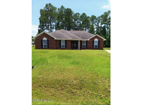 1901 Bayou View Circle, Gautier, MS 39553