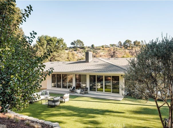 4031 Deerhorn Drive, Sherman Oaks, CA 91403