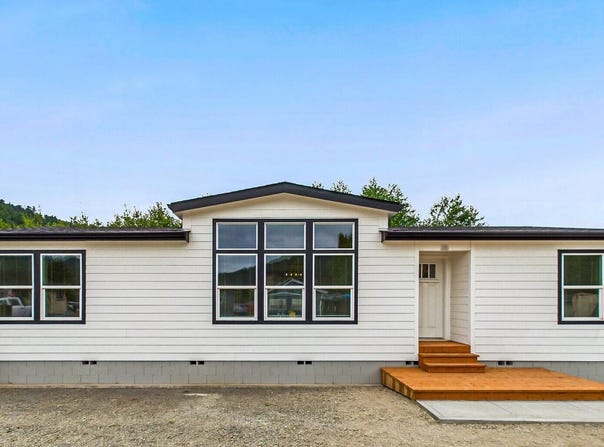 98 Painter Street, Rio Dell, CA 95562