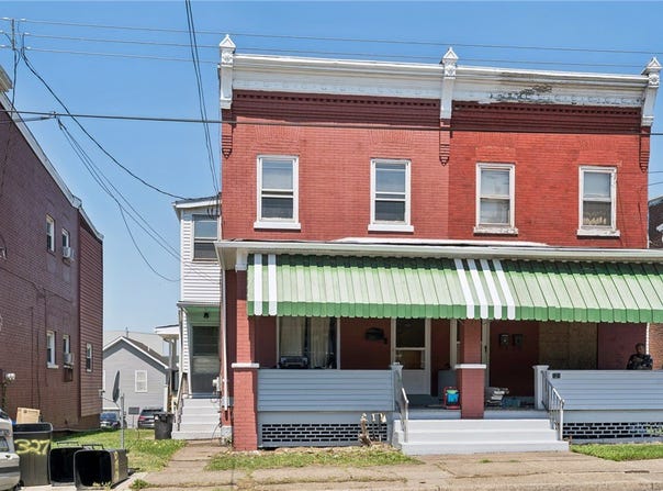323 S 5th St, Jeannette, PA 15644