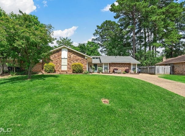 8517 Woodhill Lane, Haughton, LA 71037
