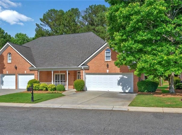 8675 Hope Vine, Roswell, GA 30076