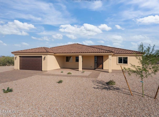 125 Ironwood Place, Wickenburg, AZ 85390