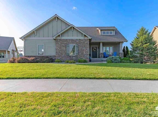 5104 Grand Vista Court, Manhattan, KS 66503