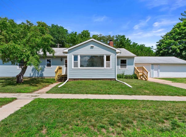 202 W 5th Street, Necedah, WI 54646