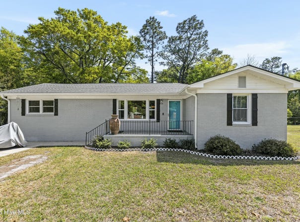 806 Parkway Boulevard, Wilmington, NC 28412