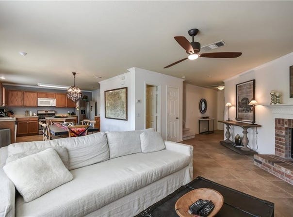 2206 JOHN TEE Dr, Cedar Park, TX 78613