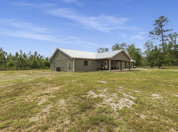 7514 Laird Road, Florala, AL 36442