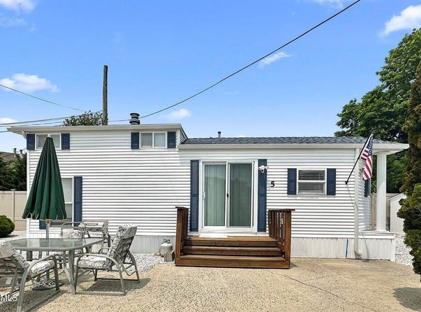 709 Union Avenue, Brielle, NJ 08730