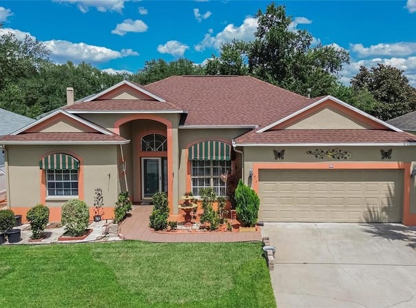 813 INNERGARY Place, VALRICO, FL 33594