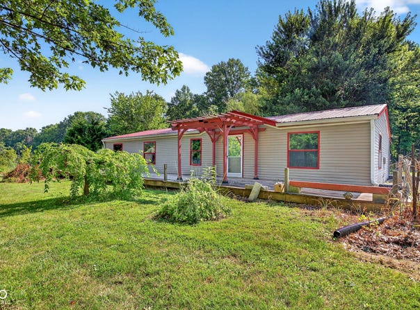 692 W County Road 1150 S, Cloverdale, IN 46120