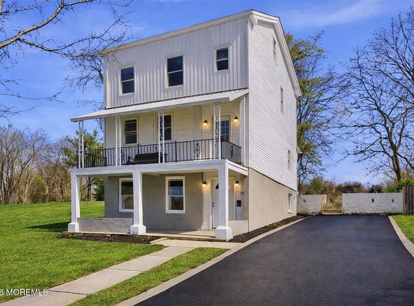 23 Beers Street, Keyport, NJ 07735