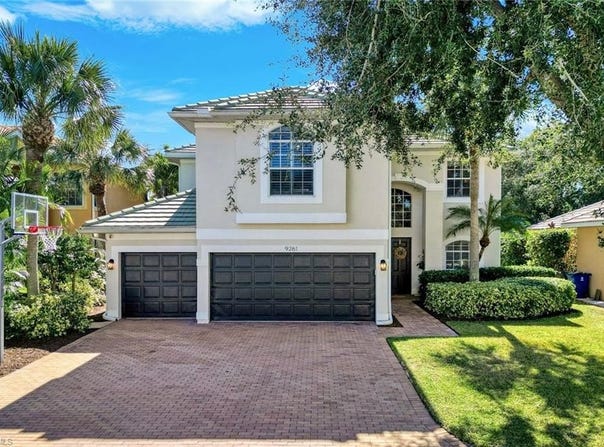 9261 Estero River Cir, ESTERO, FL 33928