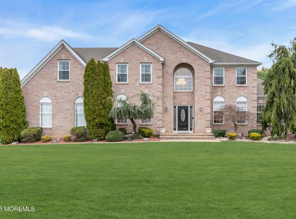 100 Manfre Court, Freehold, NJ 07728