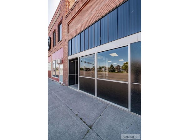 27 NW Main Street, Blackfoot, ID 83221