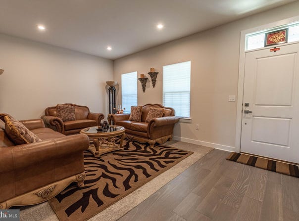 6405 ROBIN ROAD, MACUNGIE, PA 18062