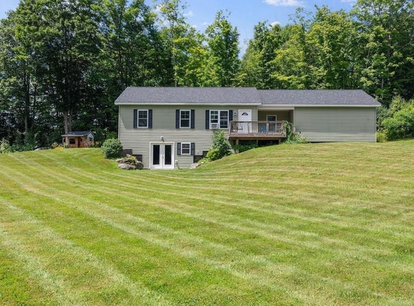 57 Collins Drive, Fletcher, VT 05454