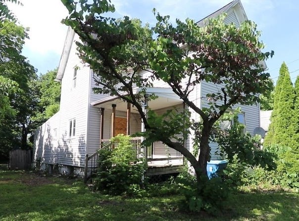 121 E 32nd Street, Lorain, OH 44055