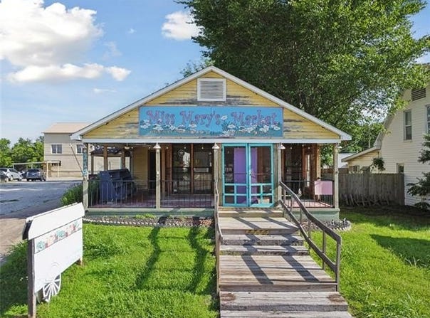 114 W 8th Street, Okmulgee, OK 74447