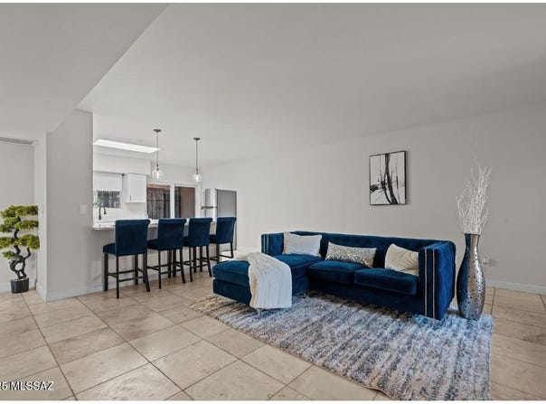 8338 E Placita Prado, Tucson, AZ 85710