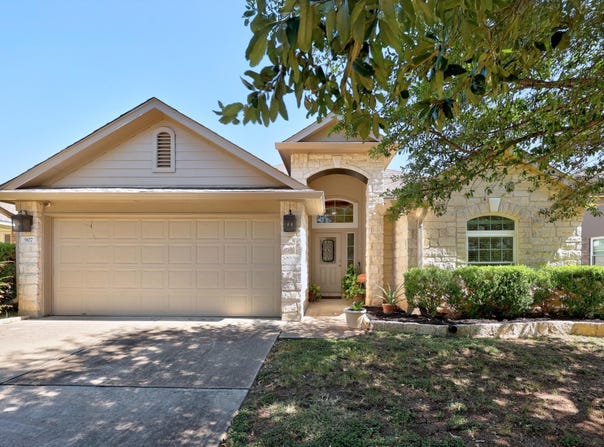907 Flanagan DR, Leander, TX 78641