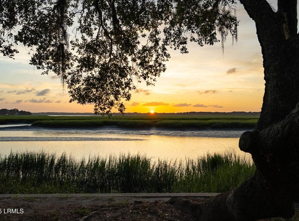 4 Marsh Harbor Drive, Beaufort, SC 29907