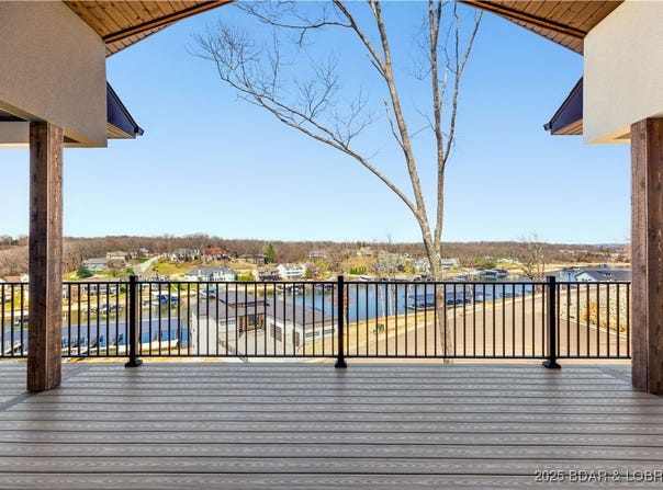 5499 Deephaven Lane, Osage Beach, MO 65065
