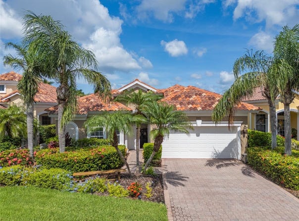 303 9TH AVENUE E, PALMETTO, FL 34221