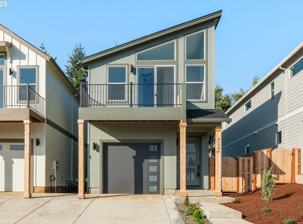 41900 Deschutes AVE, Sandy, OR 97055