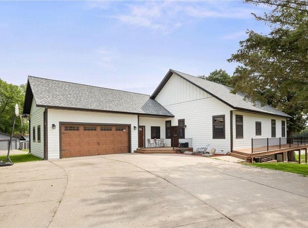 25162 729th Avenue, Dassel, MN 55325