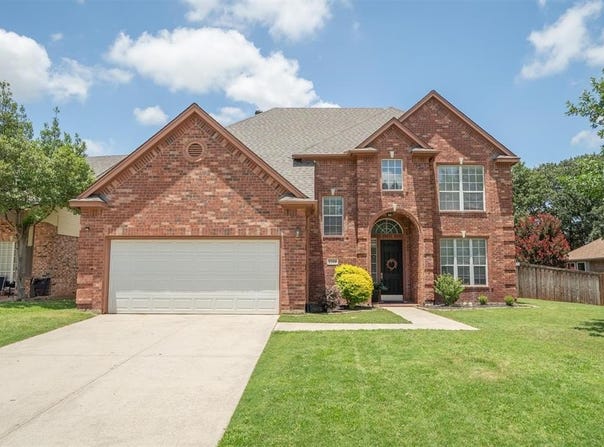 2309 Chambray Drive, Corinth, TX 76210